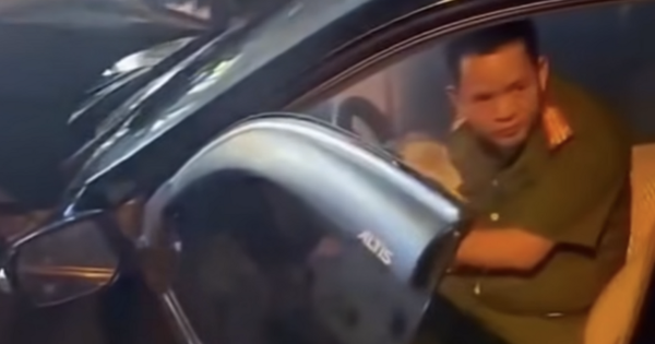 Cách chức trung tá công an say xỉn gây tai nạn liên hoàn ở Bắc Ninh