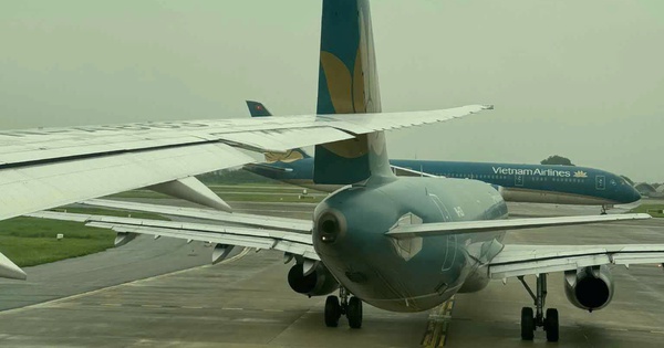 Vụ 2 máy bay va chạm ở Nội Bài: Tạm đình chỉ 4 phi công điều khiển máy bay Boeing 787 và Airbus 321
