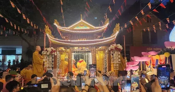 Hơn 16 triệu lượt người chiêm bái xá lợi Phật ở Việt Nam trong suốt một tháng