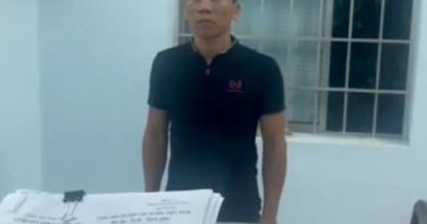 Rủ vào nhà nghỉ bất thành, người đàn ông vác dao đòi giết bạn gái