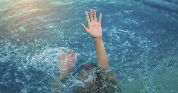 Lạng Sơn: Phát hiện thi thể bé trai nổi trên ao nước