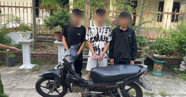 Nam sinh cấp 2 ở Quảng Nam chém bạn dã man