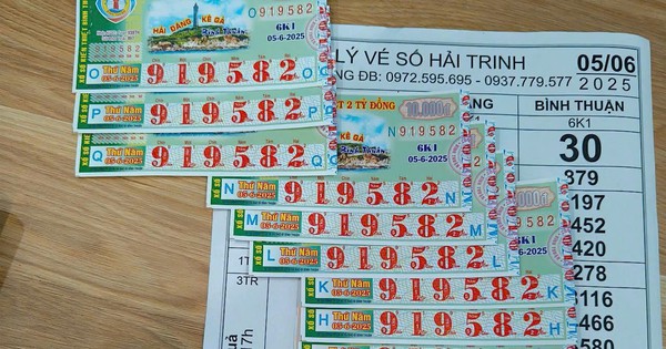 Mua vé số trên đường chạy xe máy từ TP HCM về Đắk Lắk, 1 thanh niên trúng 28 tỉ đồng