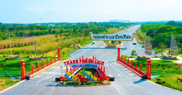 Công ty Sơn Tiên nói gì về vụ sập giàn giáo làm 2 người chết ở Đồng Nai?