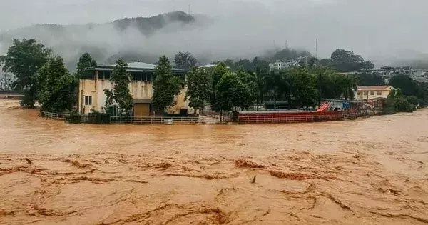 Lũ cuốn trôi người đàn ông 31 tuổi ở Lào Cai