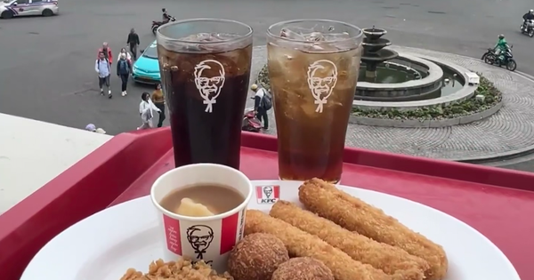 Kh ch trung h t l i khen h ng kfc view c nh t v nh h n i ai