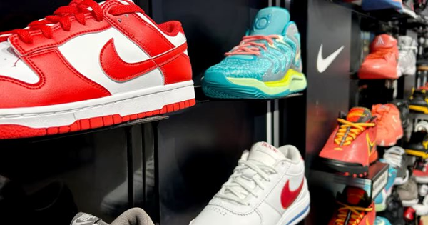 Doanh thu giảm gần mạnh nhất 40 năm, Nike vùng ...