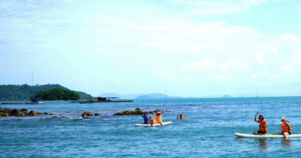 Lật thuyền sup, 2 nữ du khách tử vong trên vùng biển đảo Hải Tặc