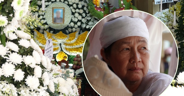 Người con gái bật khóc bên di ảnh mẹ 80 tuổi, kể lại thời điểm camera bị ngắt kết nối và hành động đáng sợ của nghi phạm sau đó