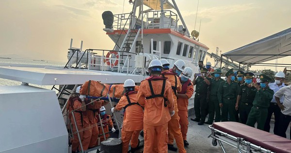 Thông tin mới về vụ lật sà lan khiến 9 người chết, mất tích