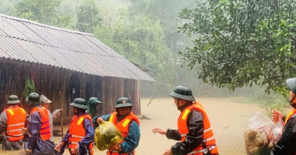 Cảnh báo rủi ro thiên tai cấp 4 do bão số 5, miền Trung mưa lớn trên 700mm