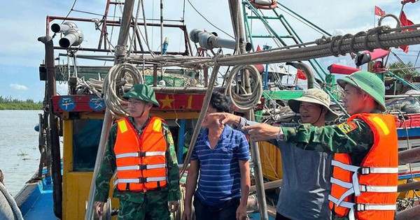 Bão số 5 giật cấp 17 "siêu bão" đang áp sát Bắc Miền Trung