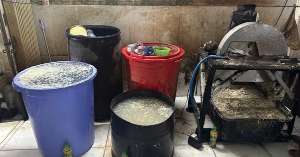 Phát hiện cơ sở dùng hóa chất sơ chế hoa chuối ở Đà Nẵng