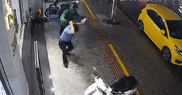 CLIP: Hành vi của đối tượng trước khi cướp tiệm vàng ở Đà Nẵng