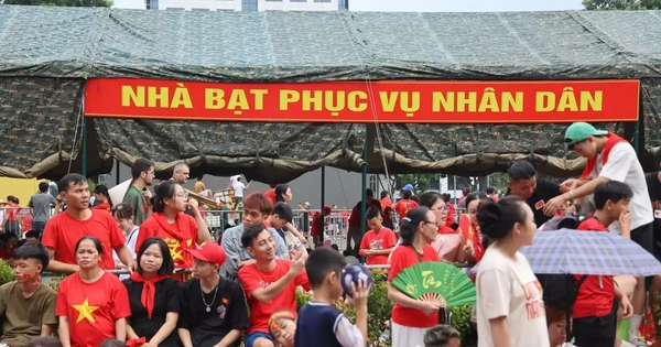 Hà Nội lắp đặt 10 nhà bạt dã chiến phục vụ nhân dân tham quan lễ diễu binh, diễu hành