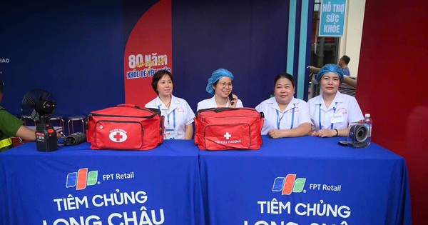 Nhà thuốc Long Châu góp mặt tại Trạm khách A80: Tiếp sức sức khỏe, lan tỏa tự hào Việt