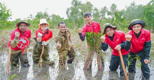 J&T Express hưởng ứng phong trào trồng cây trong dịp kỷ niệm 80 năm Cách mạng Tháng Tám và Quốc khánh 2/9