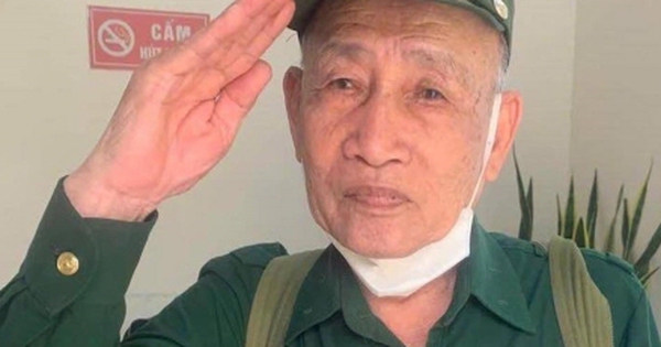 Công an Hà Nội thông báo tìm người thân cho cựu chiến binh đi lạc