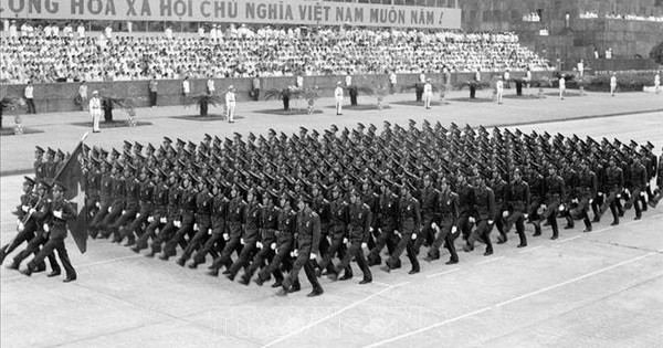 Những hình ảnh ấn tượng tại Lễ duyệt binh 40 năm Quốc khánh 2/9/1985