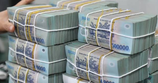 TP HCM chi hơn 1.010 tỉ đồng tặng mỗi người dân 100.000 đồng