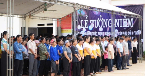 Xúc động lễ tưởng niệm một năm ngày mất của 67 nạn nhân Làng Nủ