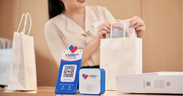 Đà Nẵng đón làn sóng khách quốc tế, tiểu thương ‘chốt đơn’ nhanh nhờ VNPAY-QR