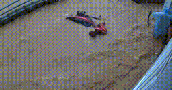 Mưa lớn gây sạt lở vùi lấp nhà ở Lâm Đồng, thiệt hại hàng tỷ đồng