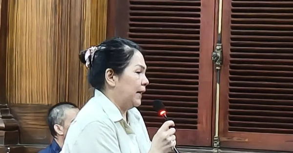 Chủ chuỗi Nhà thuốc Mỹ Châu bị phạt 17 năm tù, ca sĩ Quốc Kháng bị phạt 18 năm tù