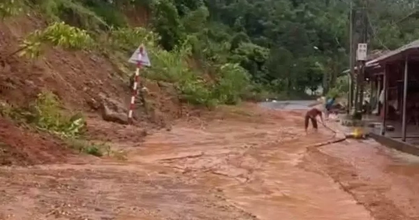 Lào Cai: Mưa lớn gây sạt lở, ngập úng đường vào Làng Nủ