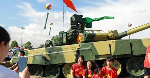 6,6 triệu lượt người tham quan khí tài Quân đội tại Triển lãm thành tựu đất nước