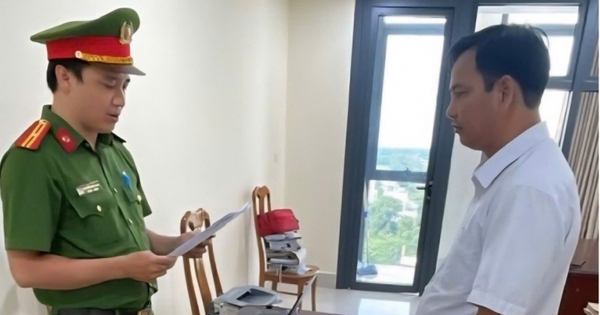 Cấm đi khỏi nơi cư trú đối với giám đốc Nguyễn Vương Hoài và Huỳnh Hữu Thuận