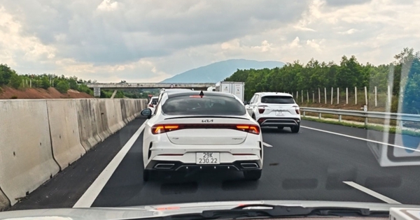 Sau kỳ nghỉ lễ 2-9, nhiều tuyến cao tốc kẹt cứng