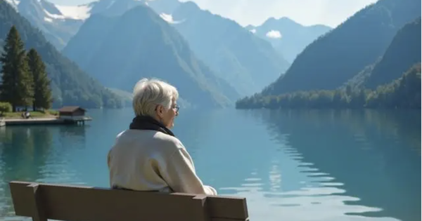 Sau 60 tuổi, có 3 kiểu người nên ít qua lại, 3 điều không nên câu nệ và 3 thứ không nên ăn