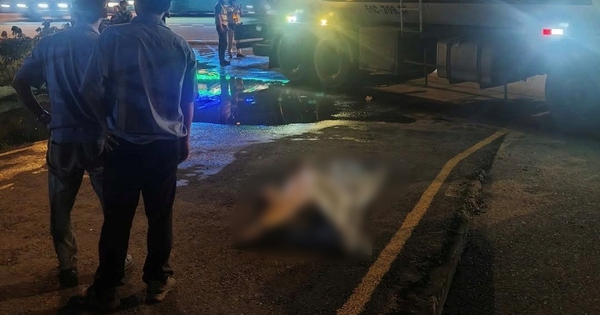 TP.HCM: Tài xế nghi đột quỵ tử vong, xe bồn mất lái tông hàng loạt phương tiện