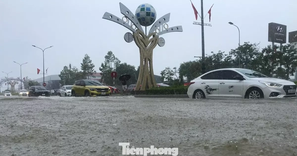 Nghệ An mưa trắng trời trước bão số 10