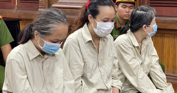 Phơi bày bí mật ở Mái ấm Hoa Hồng