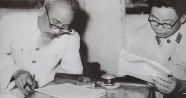 Bạn có biết Bộ trưởng Quốc phòng đầu tiên là ai?