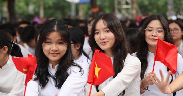 Tin vui đặc biệt từ Chính Phủ dành cho hàng chục triệu người dân trong năm học mới