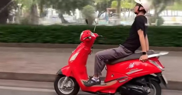 Xác minh danh tính người đàn ông thả 2 tay, phóng xe tốc độ cao trên phố biển