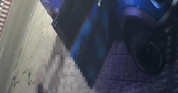 Báo mất gần 30 cây vàng khi đậu ô tô trước cửa nhà bạn để ngủ: Camera phát hiện một nhân vật hành động lạ