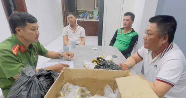 Bắt nhóm người mua đồ trên Tiktok, phù phép thành ‘cổ vật’ đi lừa liên tỉnh