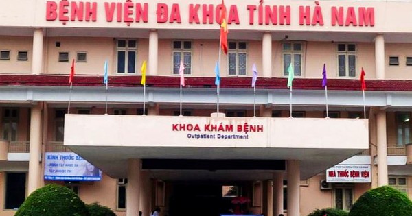 Người nhà bệnh nhân tố bác sĩ "vô trách nhiệm", Bệnh viện Đa khoa Hà Nam nói gì?