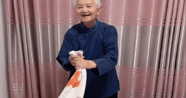 Melting in front of a 95-year-old woman: Living alone peacefully, not being a burden to her children and grandchildren