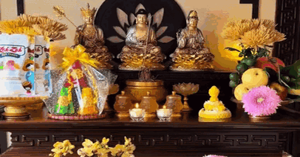 Bàn thờ 23 Tết nhà Đoàn Văn Hậu: Đúng lễ nghi chuẩn phong thuỷ, Doãn Hải My được cả thiên hạ khen quá khéo