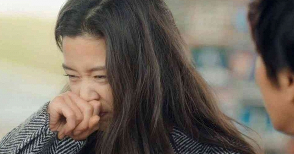 Chưa 30 tuổi đã bị đồng nghiệp bóng gió răng "có mùi người già": Nhiều người trẻ giật mình lo lắng Tết này không dám lại gần ai