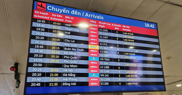 Chuyến bay chậm từ 3 giờ trở lên được hoàn vé, hành khách có vui?