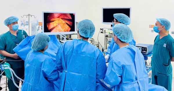 Nội soi cắt toàn bộ dạ dày, cứu sống bệnh nhân ung thư