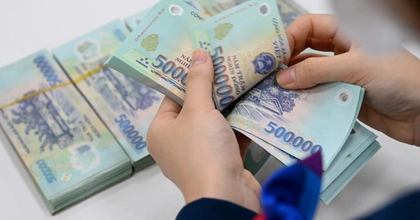 Bị nợ 4 tháng lương, tôi tới tận nhà sếp đòi tiền để về quê ăn Tết thì nhận lại câu sốc óc