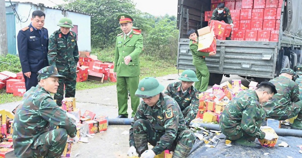 Cận cảnh 615 thùng carton màu đỏ nặng 10.890,6 kg được kiểm đếm, niêm phong rồi tiêu hủy đồng loạt: Bên trong chứa gì?