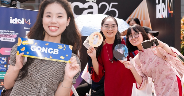 Toàn cảnh "vũ trụ" fandom IDOL14 tại WeChoice Awards 2025: Loạt hoạt động lần đầu tiên xuất hiện!